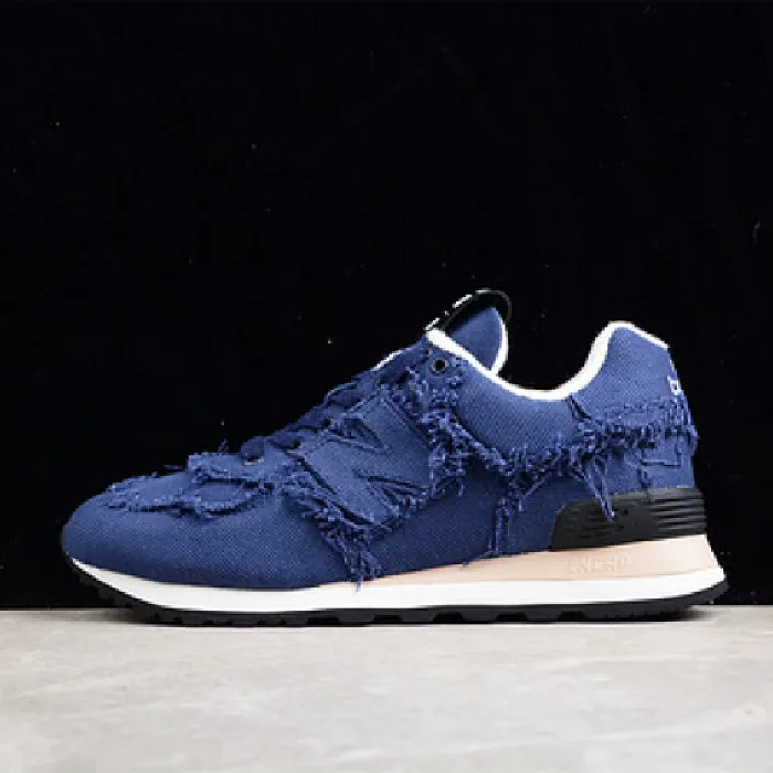 Miu Miu X New Balance IU688M (1) Miu Miu X New Balance IU688M (1)